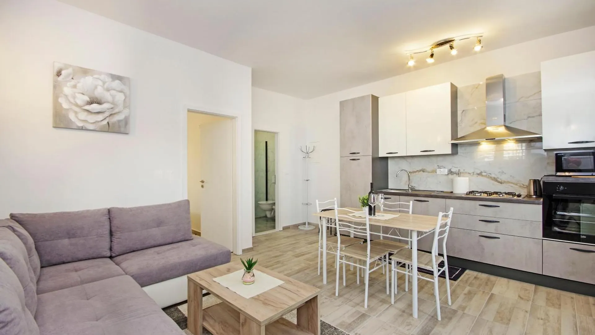 Apartmani Rokov Kastela