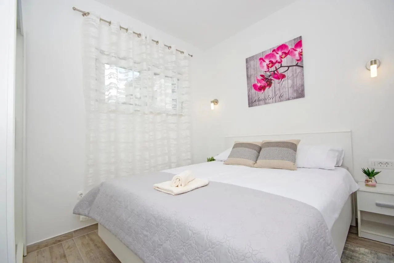 Apartmani Rokov Kaštela